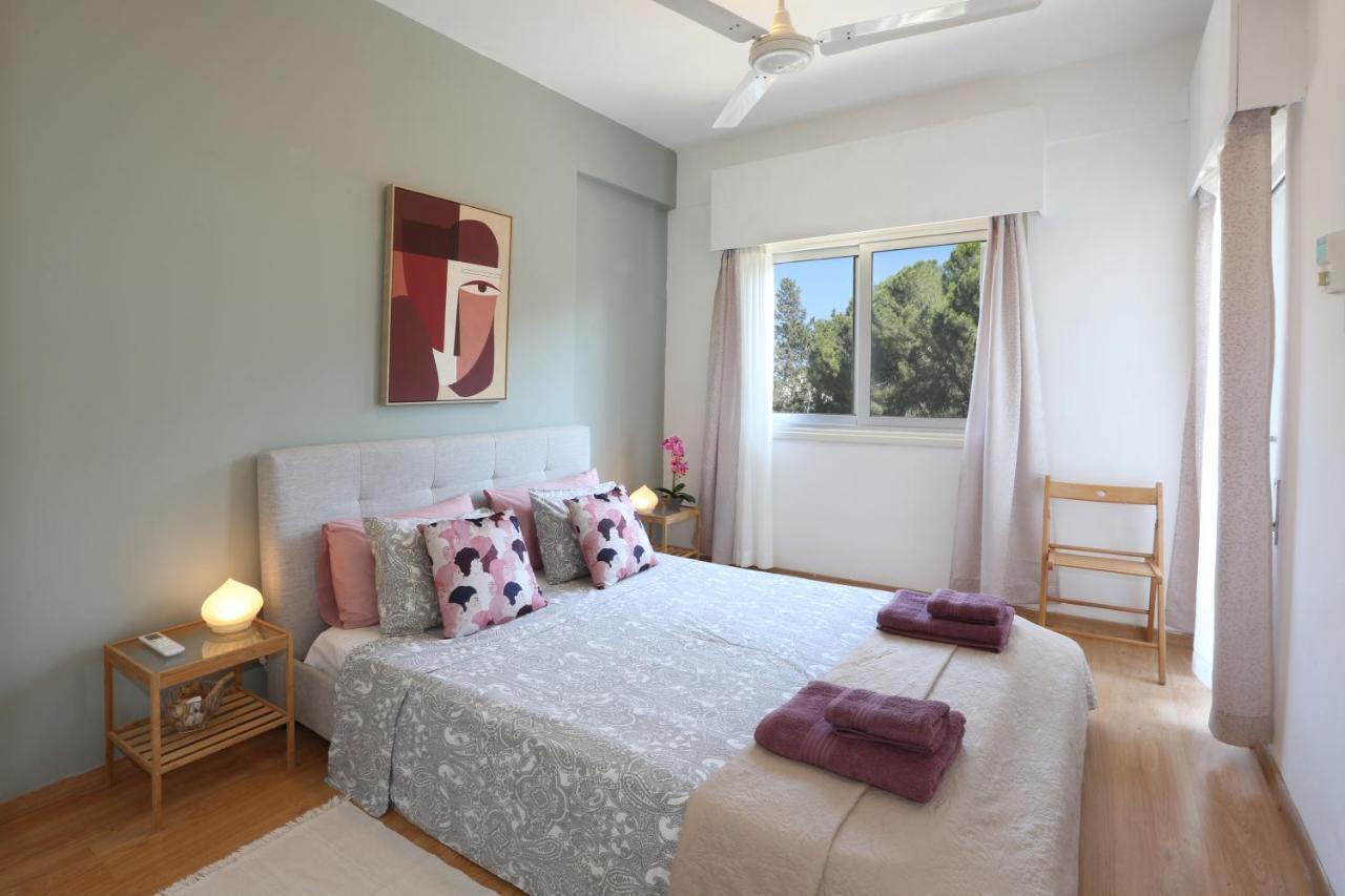 Cozy Holiday Apartment In Larnaca Near Foinikoudes Exterior photo