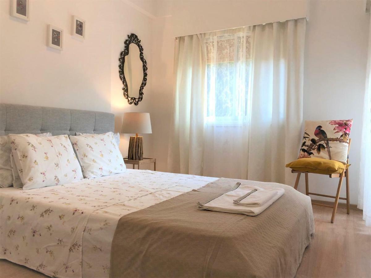 Cozy Holiday Apartment In Larnaca Near Foinikoudes Exterior photo